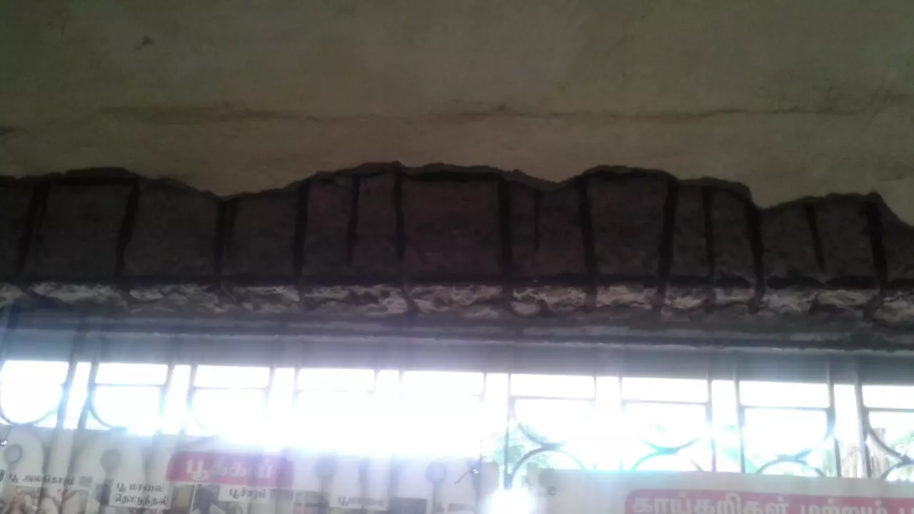 சேதமடைந்த அங்கன்வாடி கட்டிடம்