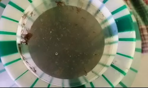 சுகாதாரமற்ற முறையில் குடிநீர் வினியோகம்