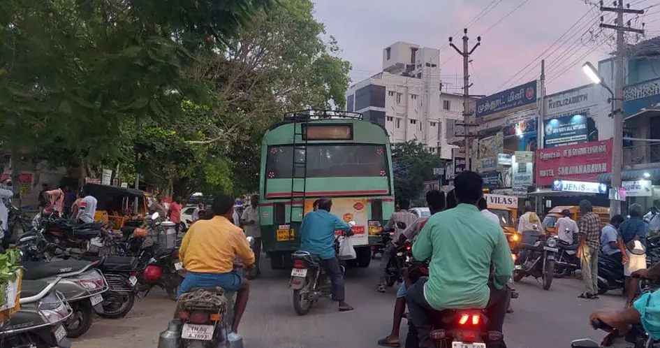 போக்குவரத்து நெரிசல் போக்குவரத்து நெரிசல்