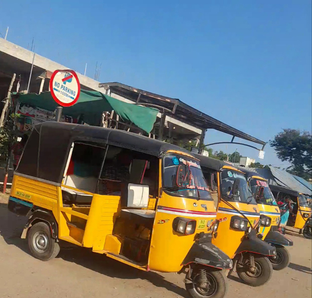 போக்குவரத்துக்கு இடையூறு