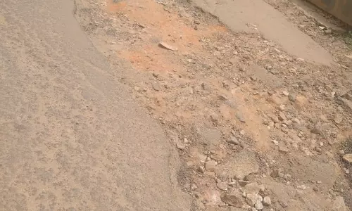 மாணவர்கள் அவதி மாணவர்கள் அவதி