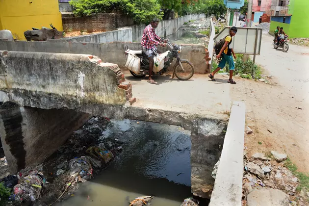 தடுப்புச்சுவர் கட்டப்படுமா? தடுப்புச்சுவர் கட்டப்படுமா?