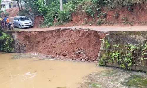 சீரமைக்க வேண்டும் சீரமைக்க வேண்டும்