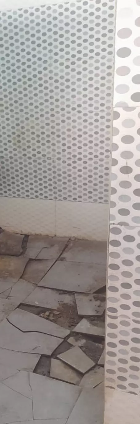 பேருந்து நிலைய கழிப்பிடம் சீரமைக்கப்படுமா? பேருந்து நிலைய கழிப்பிடம் சீரமைக்கப்படுமா?