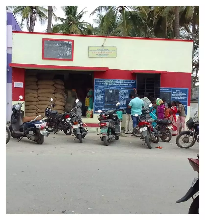 நிழற்கூடம் வேண்டும் நிழற்கூடம் வேண்டும்