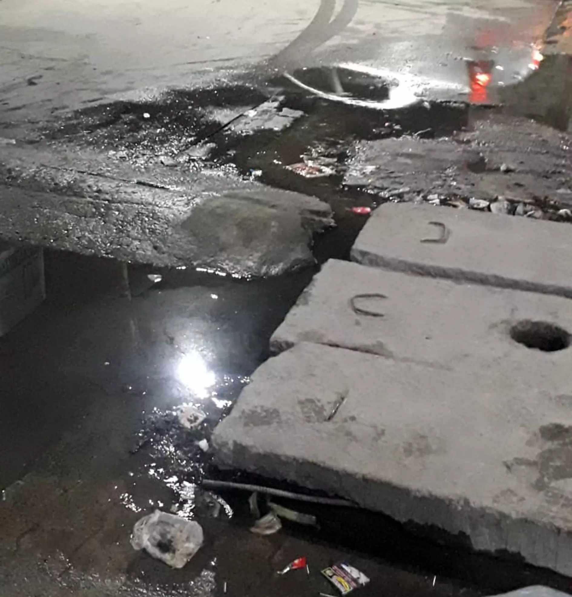 வீணாகும் குடிநீர்