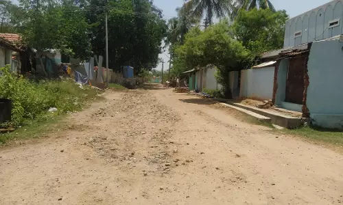 சாலை சேதம் சாலை சேதம்