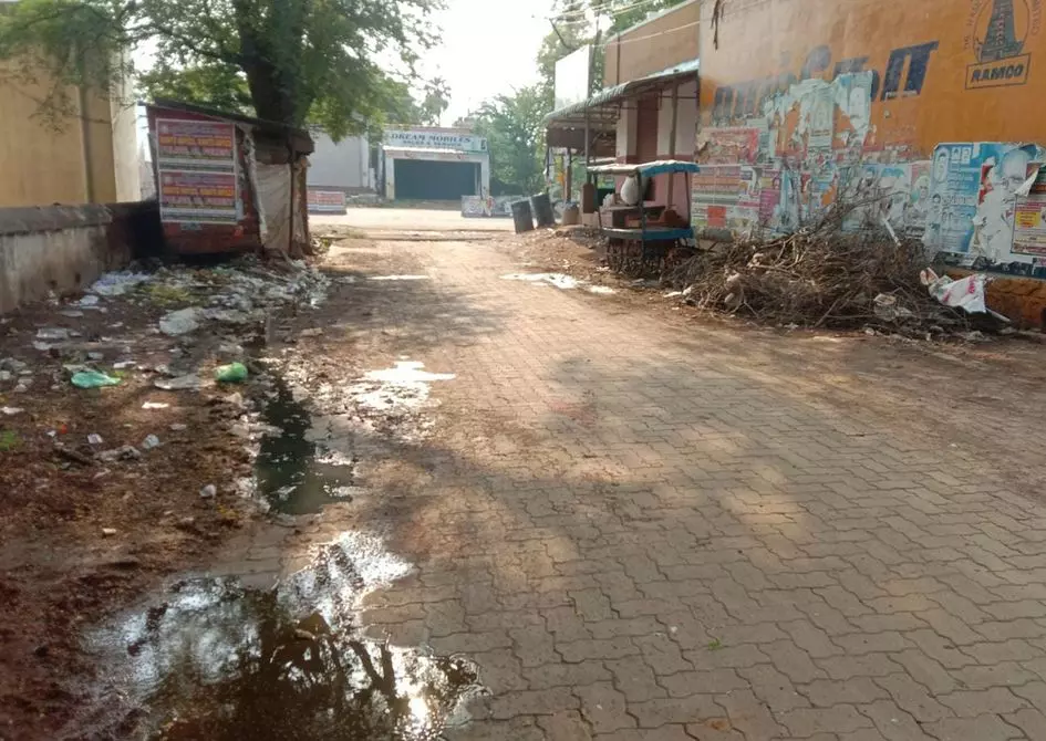 குப்பைகள் அகற்றப்படுமா? குப்பைகள் அகற்றப்படுமா?