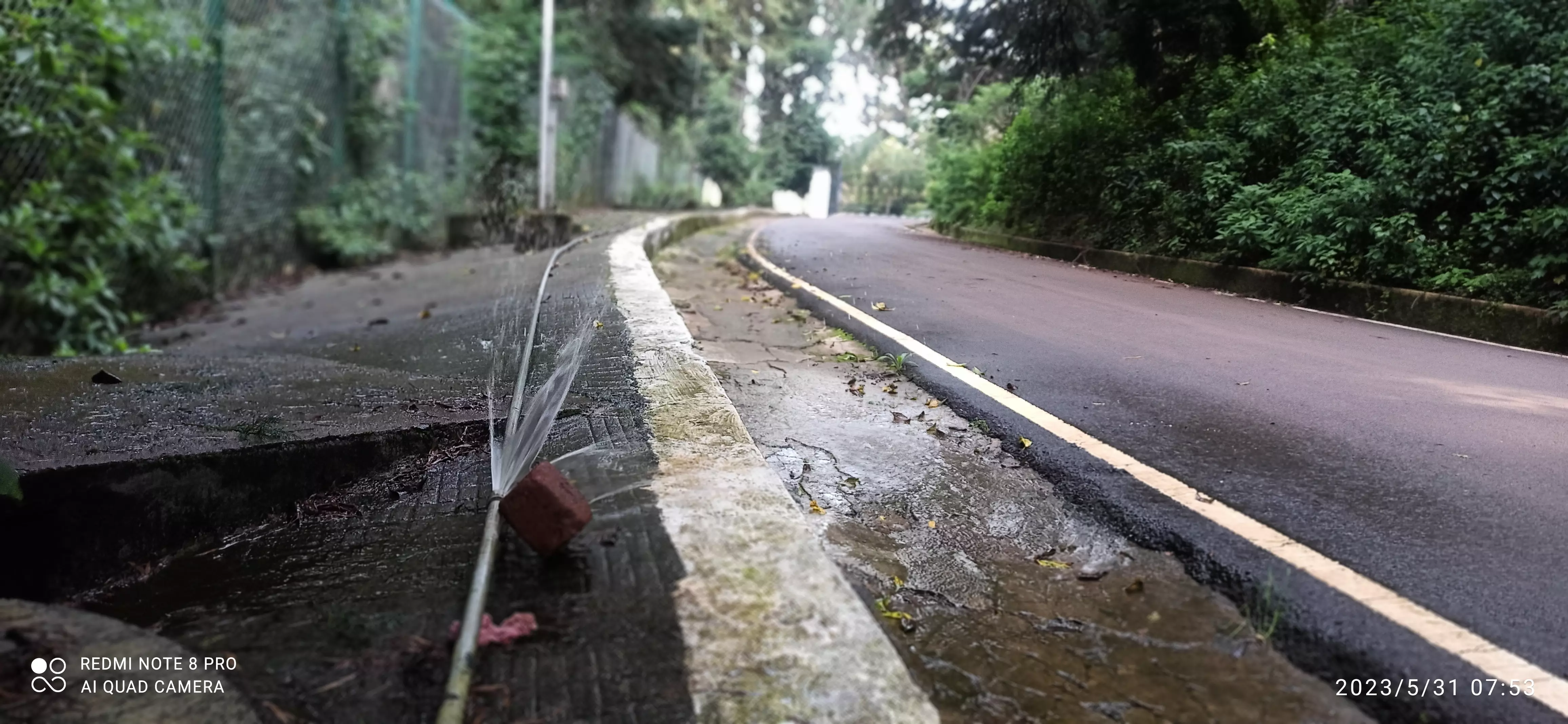 வீணாகும் குடிநீர்