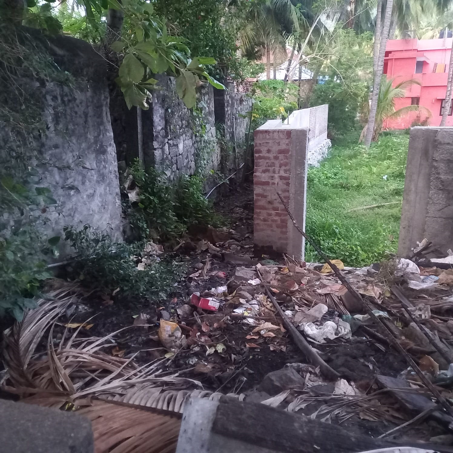 தூர்வார வேண்டும்