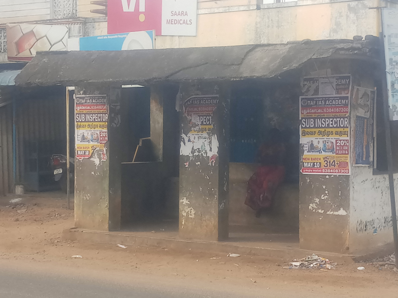 ஆபத்தான நிழற்குடை