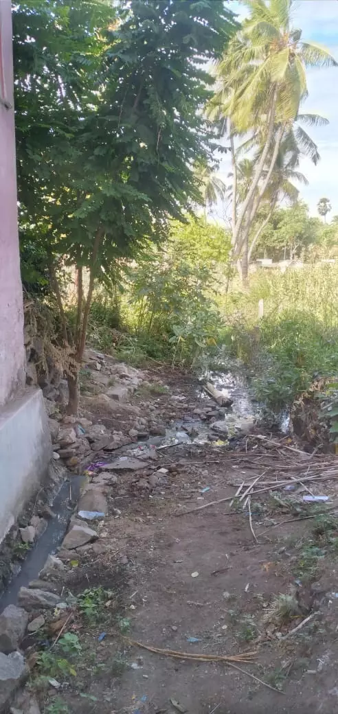 கழிவுநீர் ஓடை தேவை