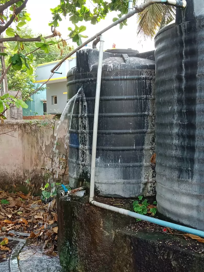 வீணாகும் குடிநீர் வீணாகும் குடிநீர்