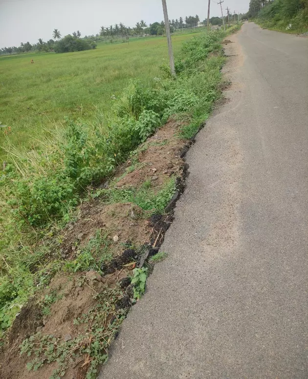 சாலை அகலப்படுத்தப்படுமா?