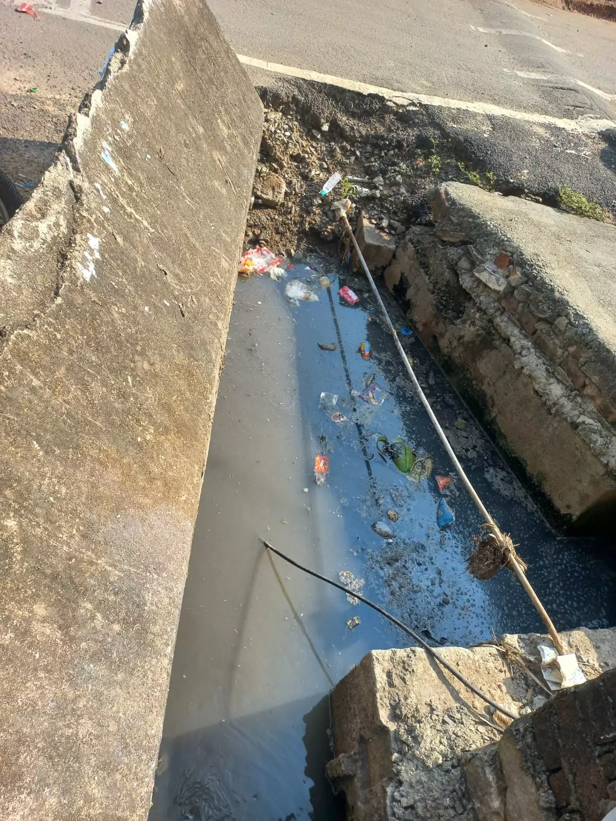 தொற்றுநோய் பரவும் அபாயம் தொற்றுநோய் பரவும் அபாயம்