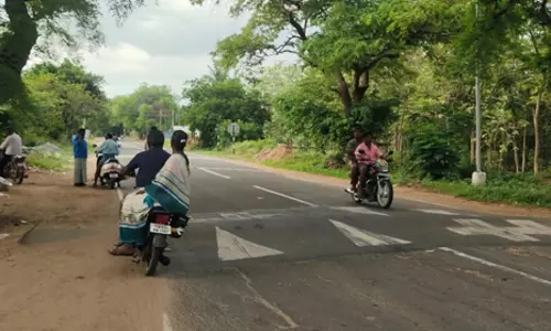 வேகத்தடை அகற்றப்படுமா? வேகத்தடை அகற்றப்படுமா?