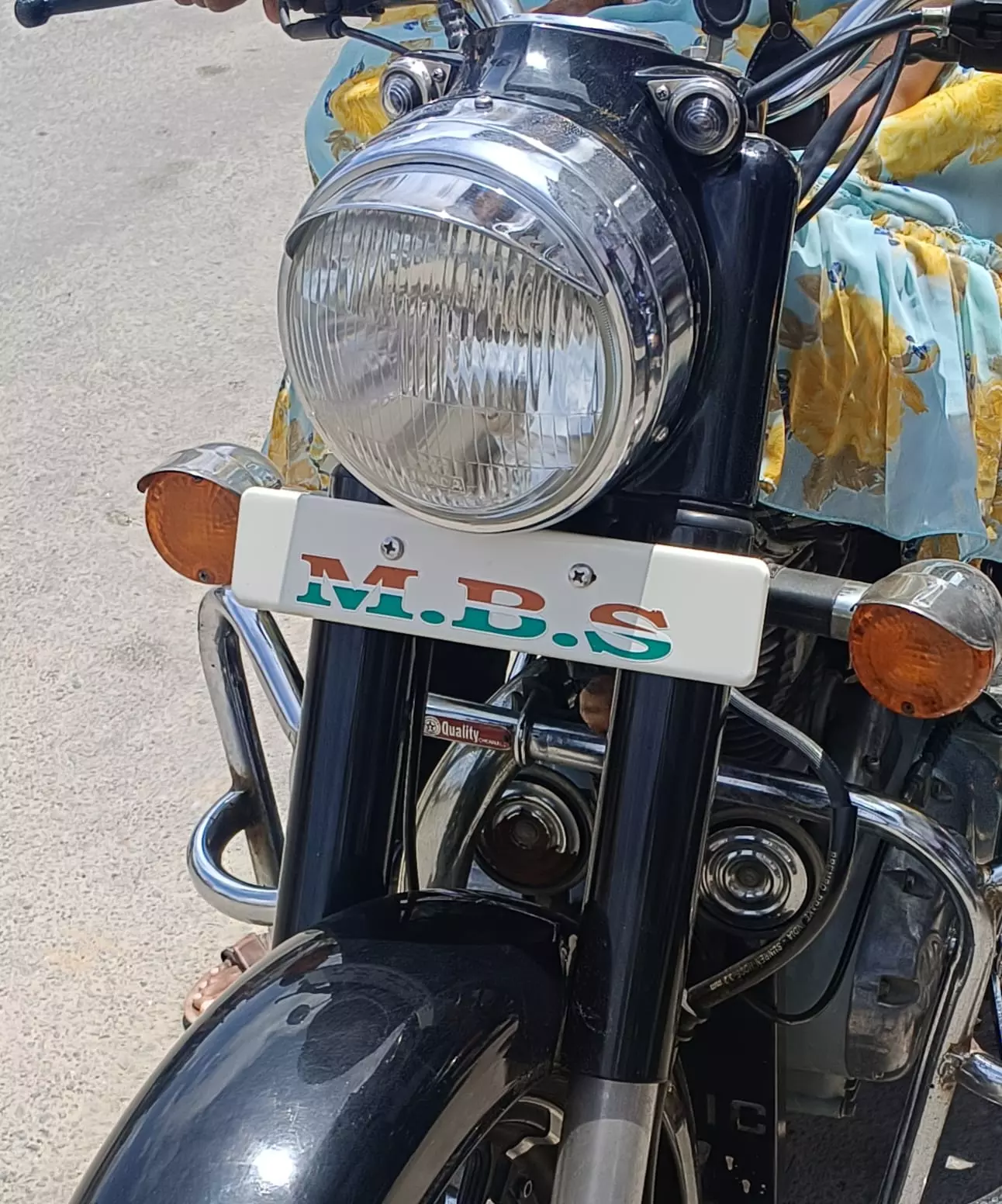 நம்பர் இல்லாத நம்பர் பிளேட்