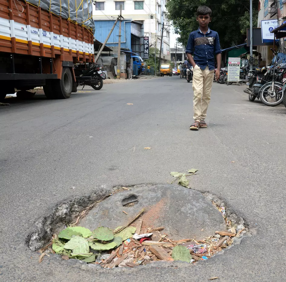 ஆபத்தான பள்ளம்