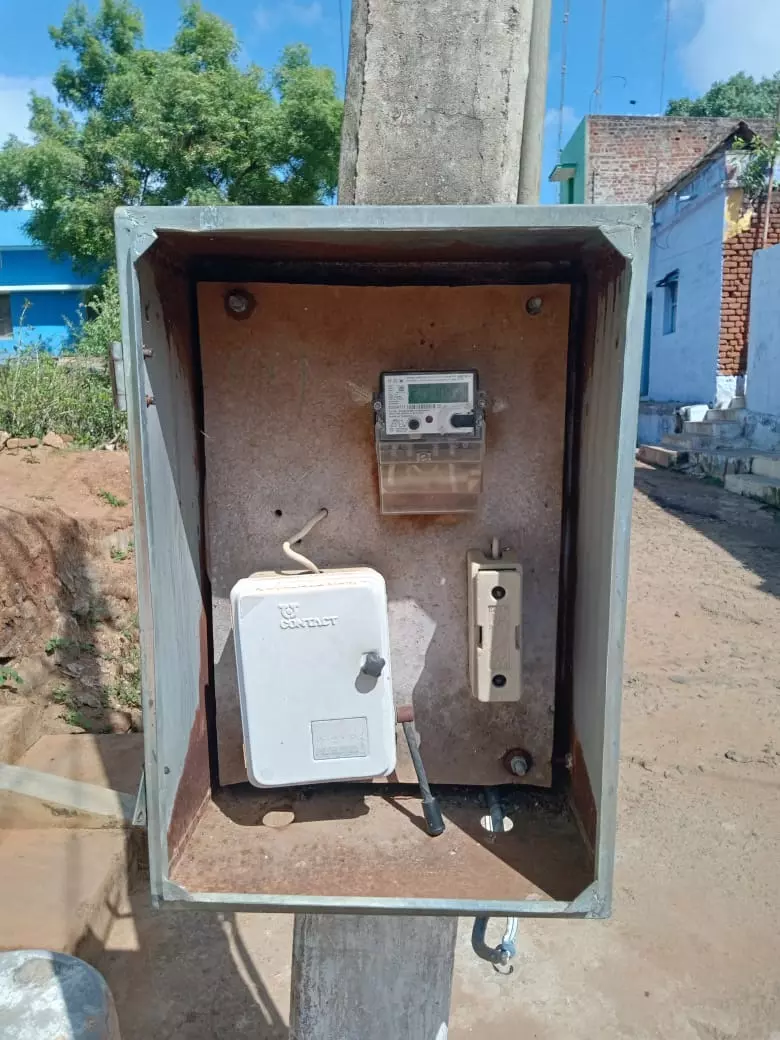 ஆபத்தான மின்பெட்டி ஆபத்தான மின்பெட்டி