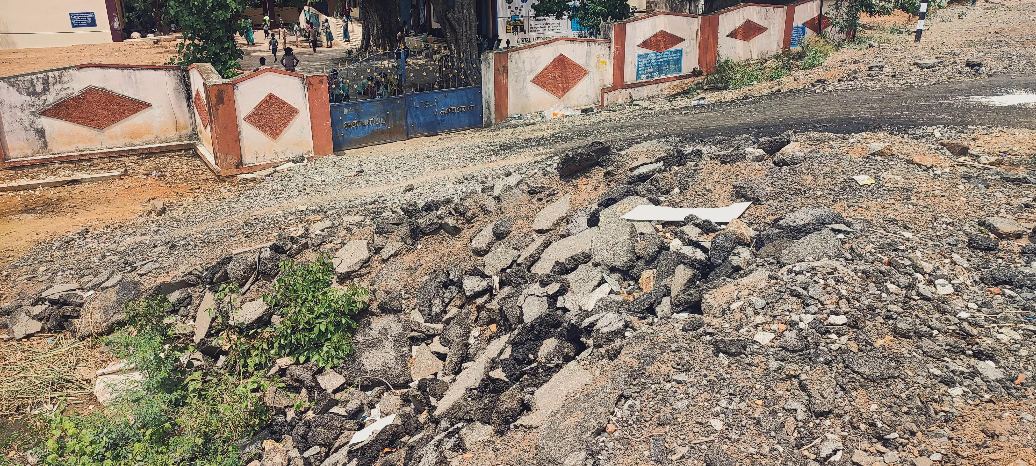 வேகத்தடை அமைக்கப்படுமா?