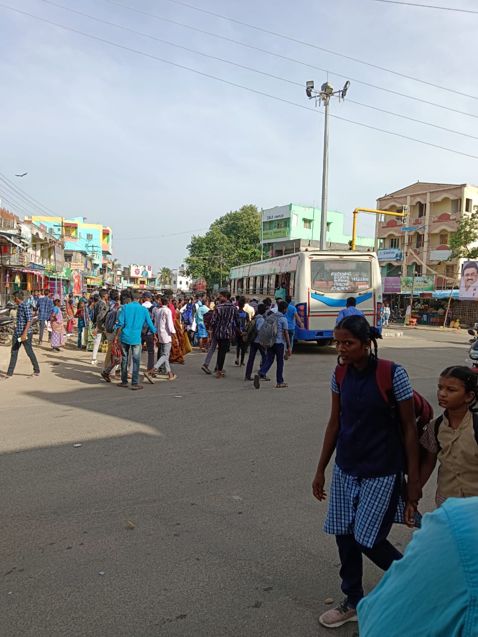 கூடுதல் பஸ்கள் இயக்கப்படுமா?