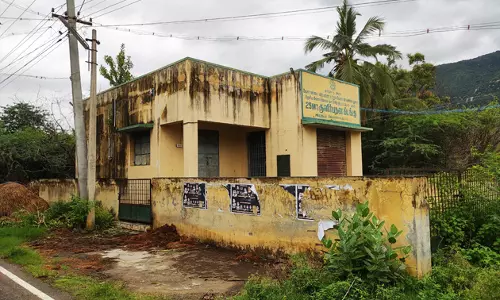 பாழடைந்து வரும் குளிர் பதன கிடங்கு