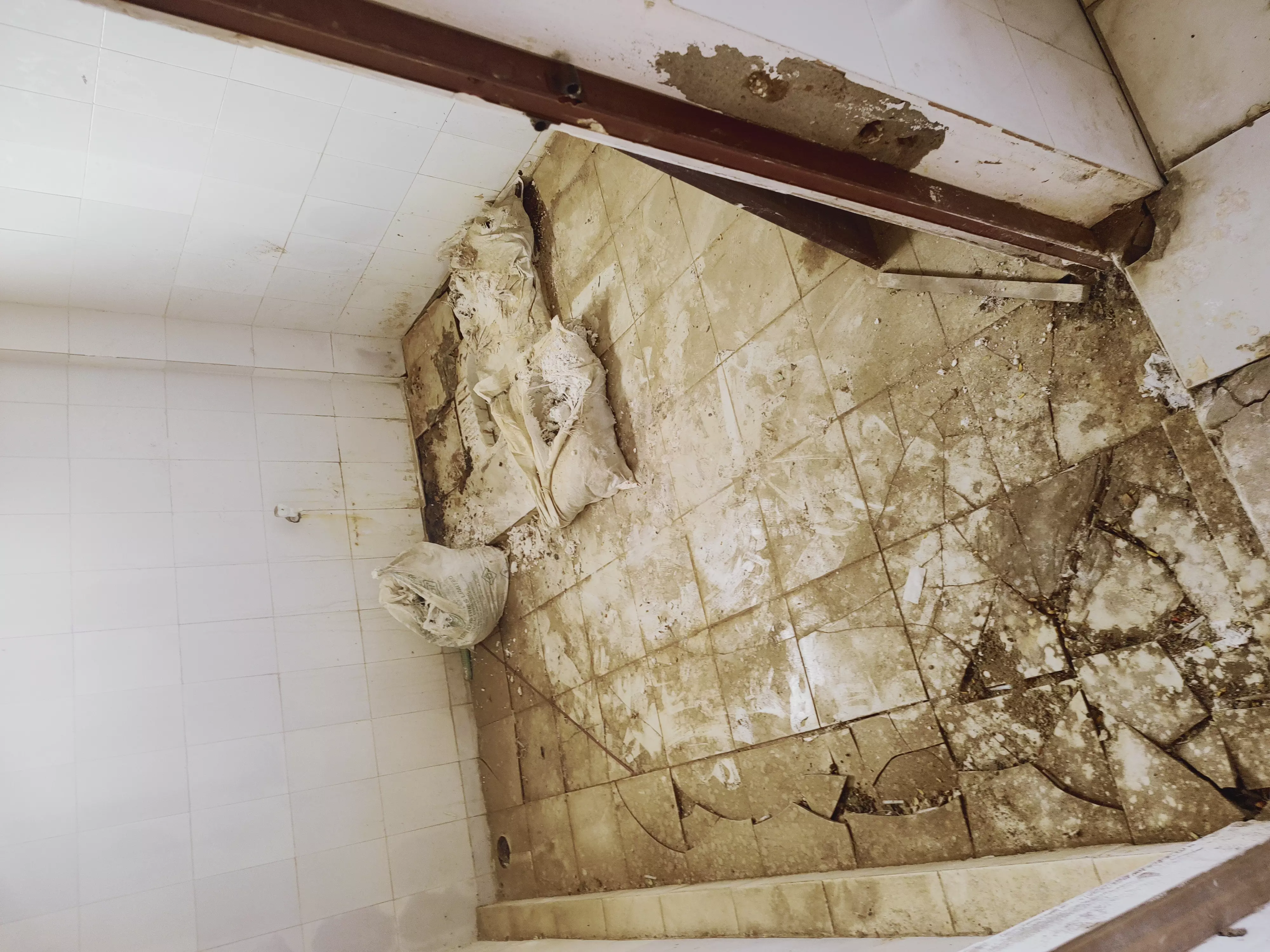 அடிப்படை வசதி தேவை