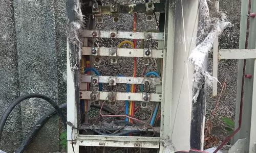 மின்சார பெட்டி சேதம்