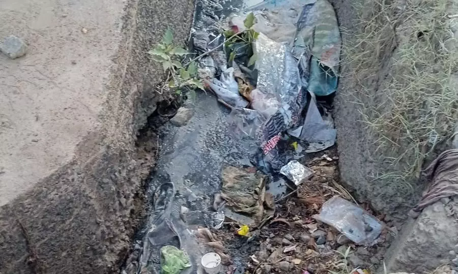 திறந்து கிடக்கும் கால்வாயால் அச்சம்