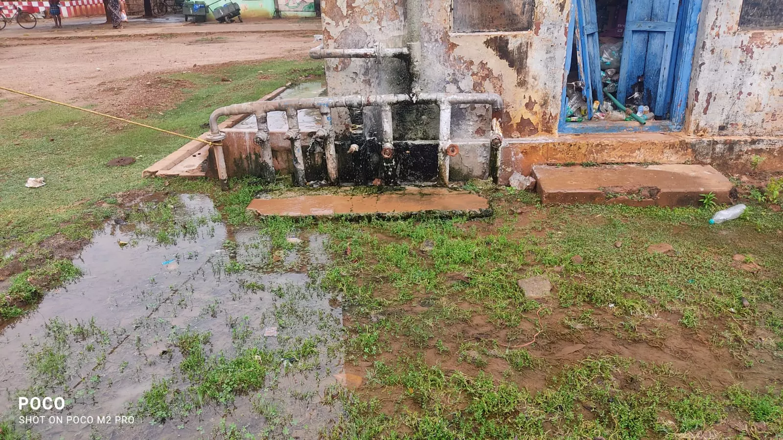 வீணாகும் குடிநீர்