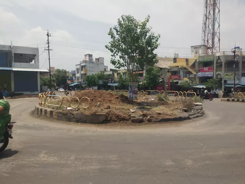 சீரமைக்கப்படாத ரவுண்டானா