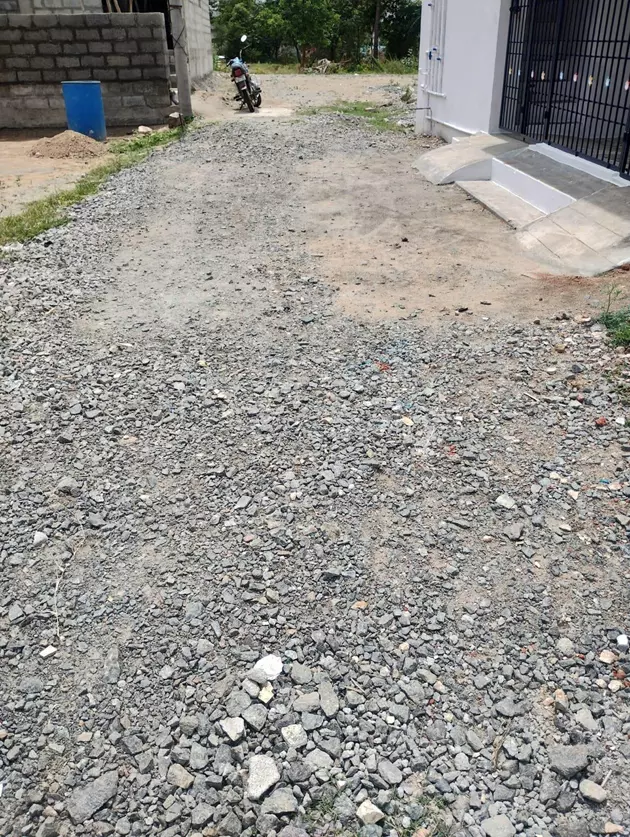 கிடப்பில் போடப்பட்ட சாலை பணி கிடப்பில் போடப்பட்ட சாலை பணி