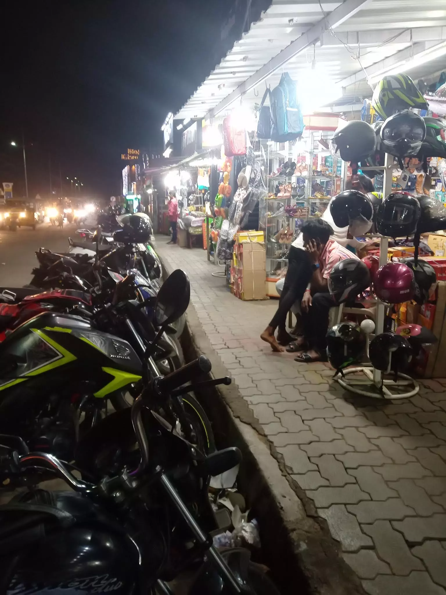 நடைபாதை ஆக்கிரமிப்பு நடைபாதை ஆக்கிரமிப்பு