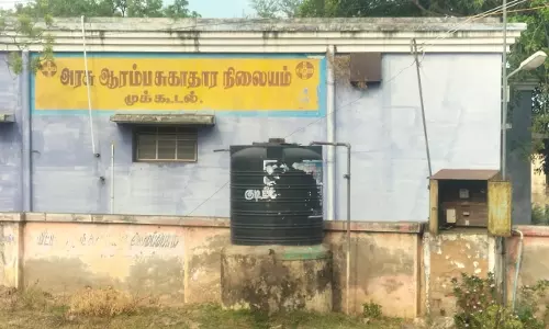 காட்சிப்பொருளான குடிநீர் தொட்டி
