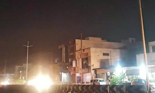 ஒளிராத உயர் மின் கோபுர விளக்குகள்