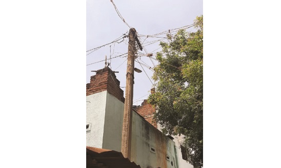 மின் விபத்து அபாயம்