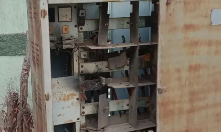 செயல்படாத மின்பெட்டி செயல்படாத மின்பெட்டி