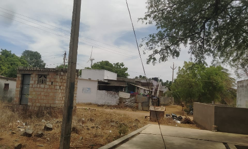 போக்குவரத்துக்கு இடையூறு போக்குவரத்துக்கு இடையூறு