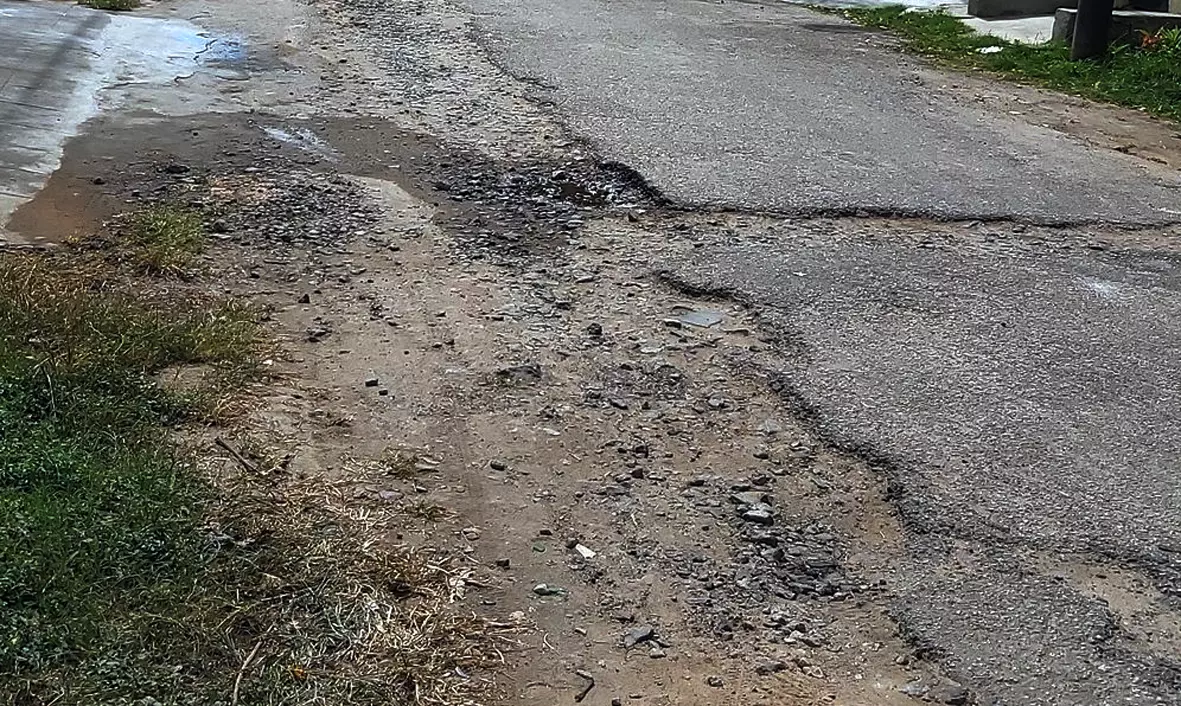 சாலை சீரமைக்கப்படுமா?