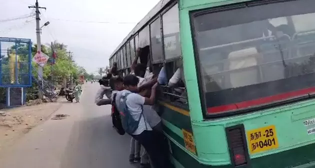 கூடுதல் பஸ்கள் இயக்க வேண்டும்