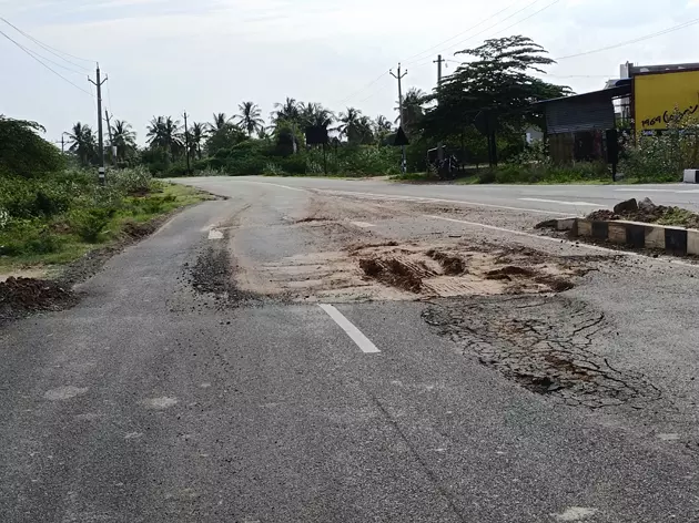 சாலை சீரமைக்கப்படுமா?