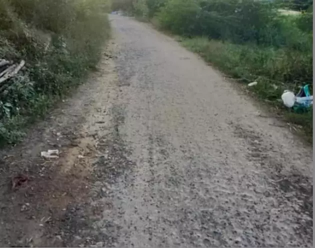 சாலையை சரி செய்ய வேண்டும்