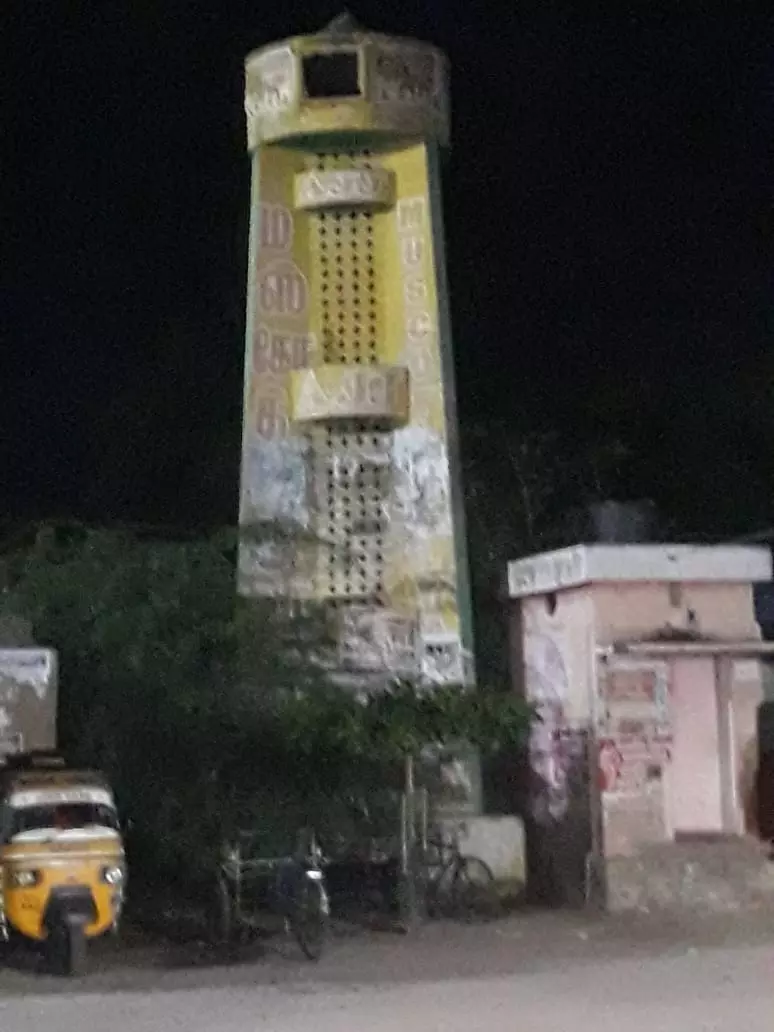 காட்சிப்பொருளான மணிக்கூண்டு காட்சிப்பொருளான மணிக்கூண்டு