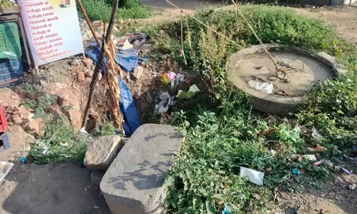 பள்ளத்தை மூட வேண்டும்