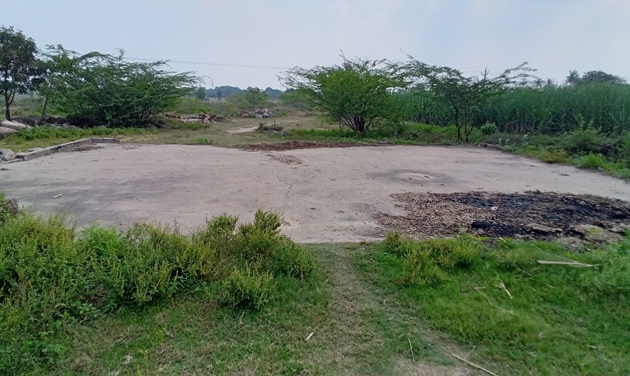 சேதமான தானியக்களம்