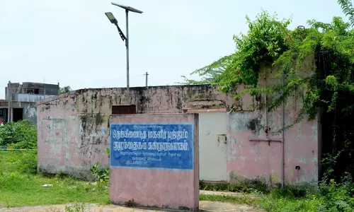 சுகாதார வளாகம் பயன்பாட்டுக்கு வருமா? சுகாதார வளாகம் பயன்பாட்டுக்கு வருமா?