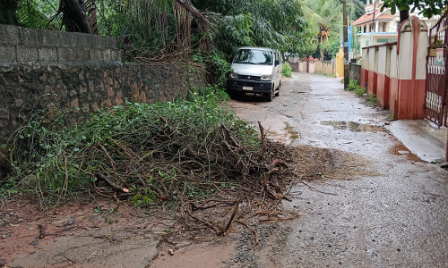 வாகன ஓட்டிகள் அவதி