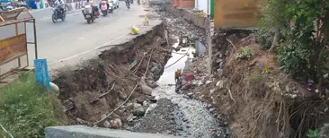 ஆபத்தான குழி