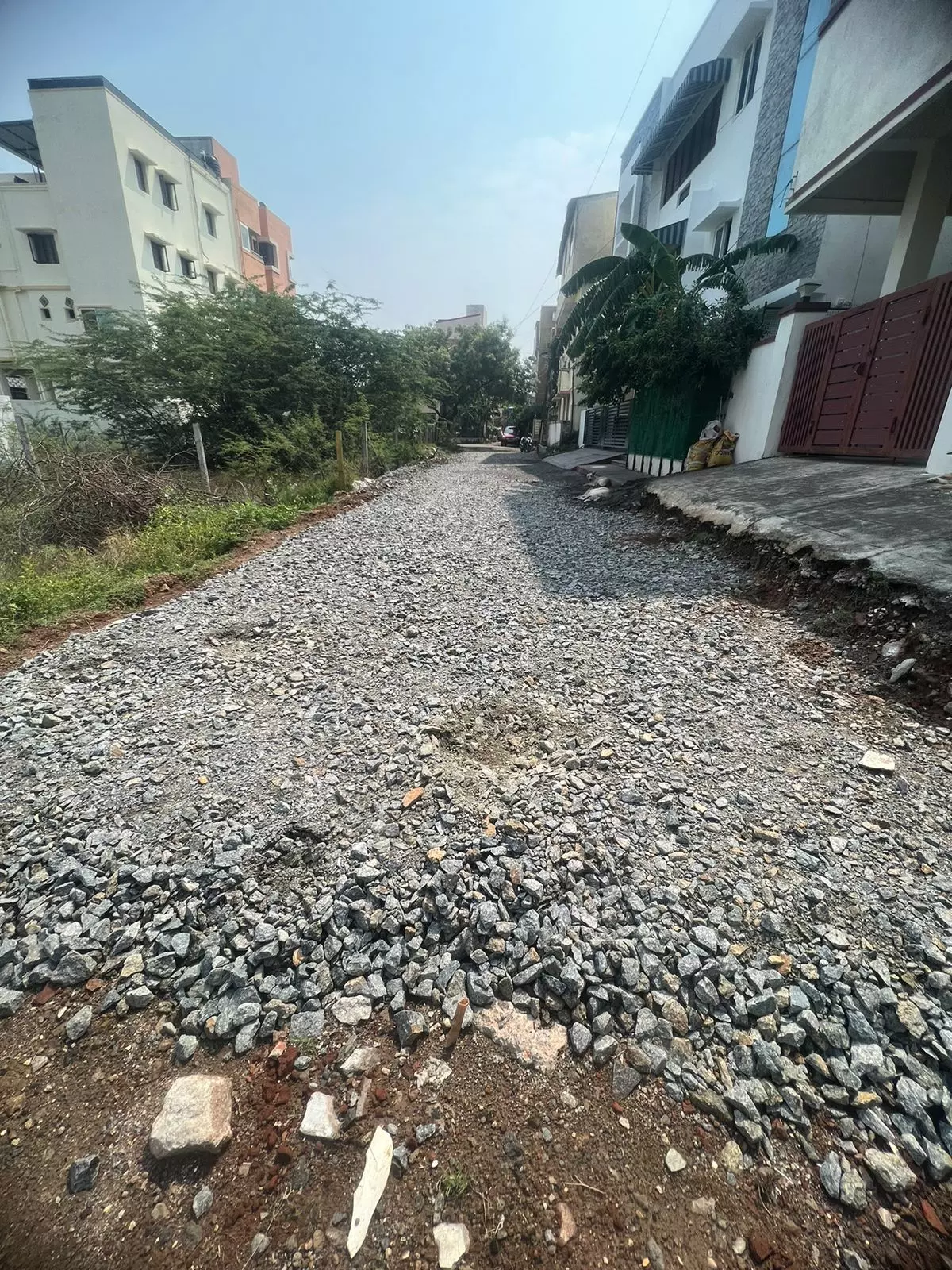 கிடப்பில் போடபட்ட சாலை பணி