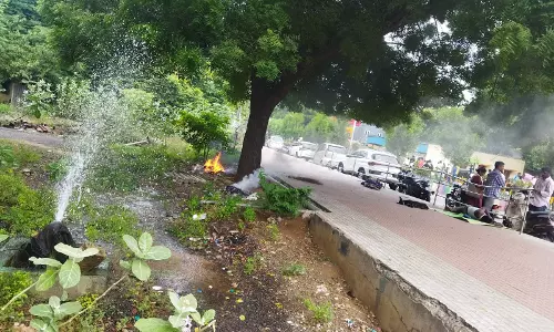 வீணாகும் குடிநீர் வீணாகும் குடிநீர்